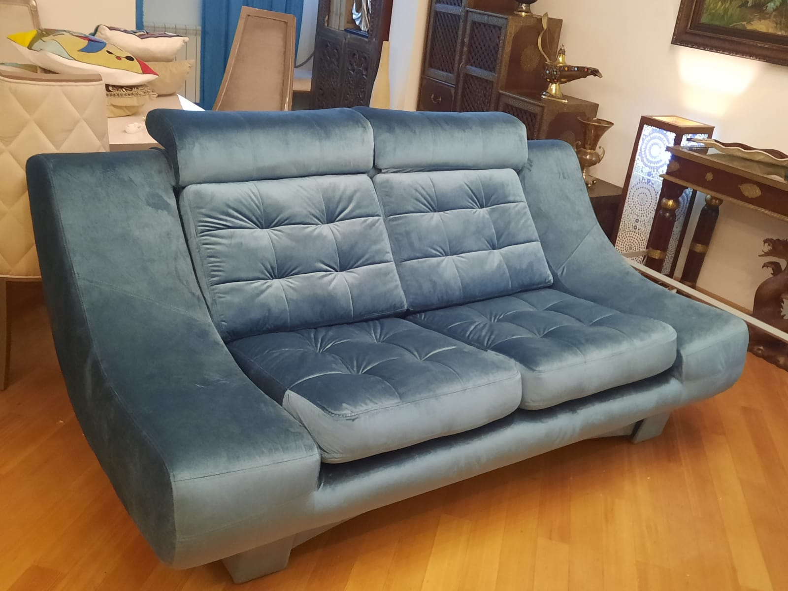 Обивка дивана на дому. Саяногорск